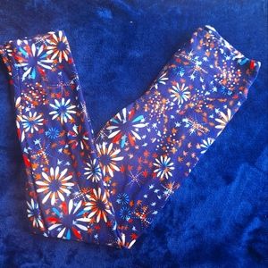 Lularoe onesize leggings, fireworks